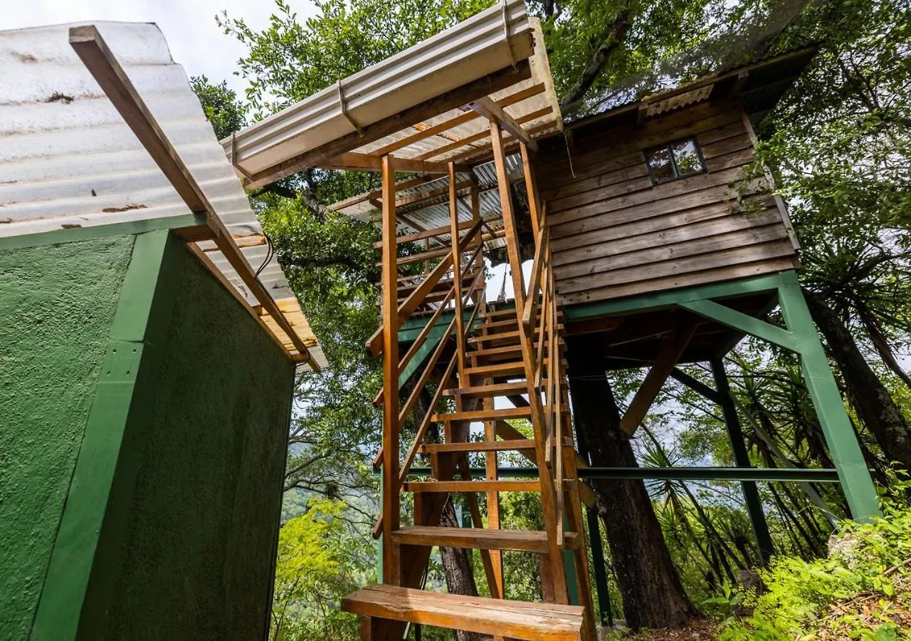 ** Hotel Earth Lodge Antigua Guatemala